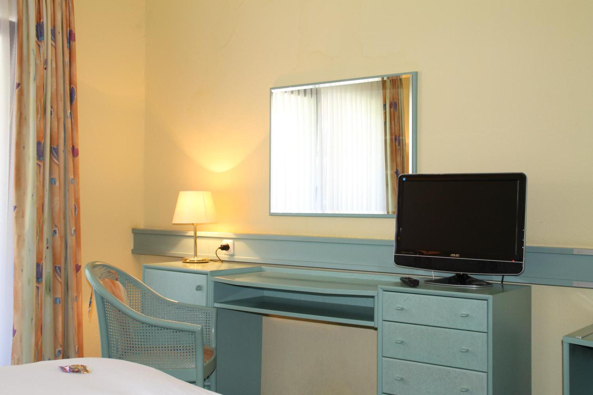 Hotel Forsthaus Berlin Luaran gambar